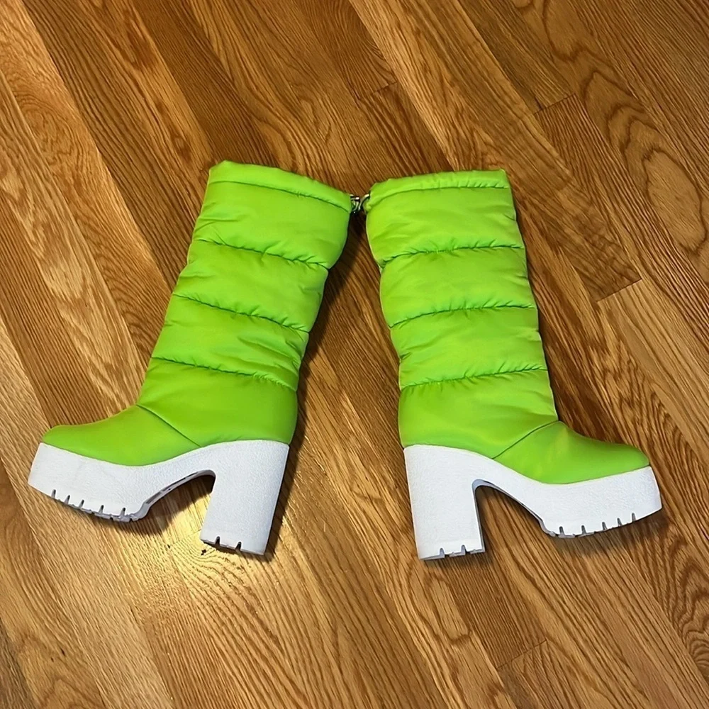 Jeffrey Campbell Snow Doubt Platform Winter Boot Size 6.5 NEW